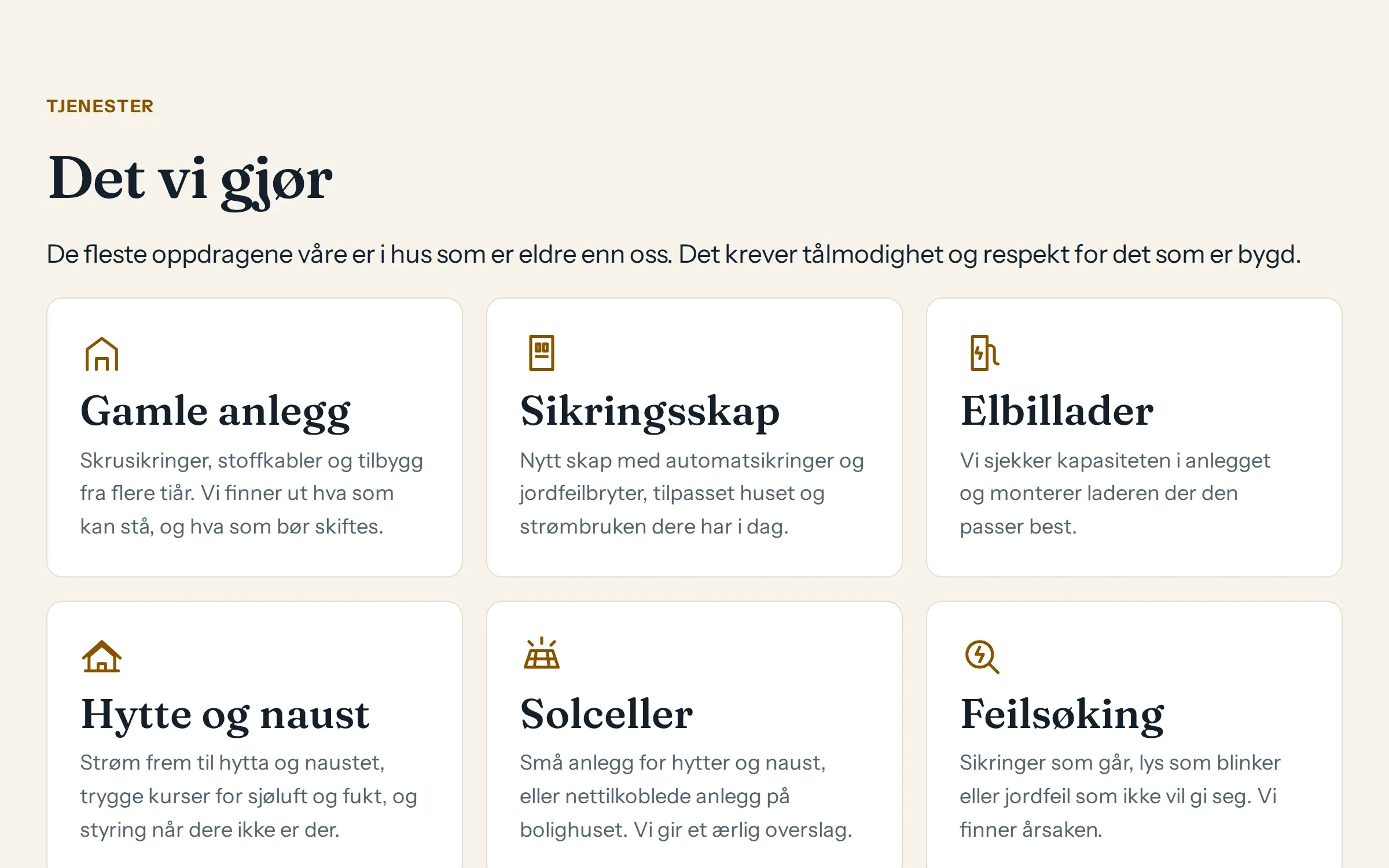Seksjonen «Det vi gjør» med seks tjenestekort: Gamle anlegg, Sikringsskap, Elbillader, Hytte og naust, Solceller og Feilsøking, hver med ikon og kort tekst.